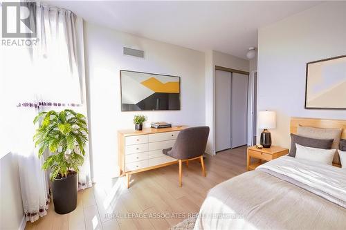 912 - 3050 Ellesmere Road, Toronto, ON - Indoor Photo Showing Bedroom