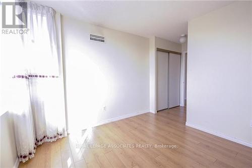 912 - 3050 Ellesmere Road, Toronto, ON - Indoor Photo Showing Other Room