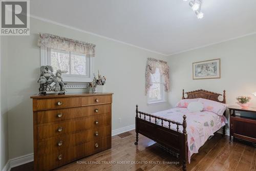 11 Elmhurst Street, Middlesex Centre (Kilworth), ON - Indoor Photo Showing Bedroom