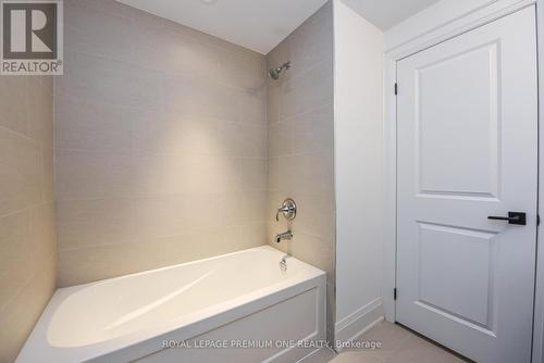 119 - 1 Wasdale Road, Mississauga, ON - Indoor Photo Showing Bathroom