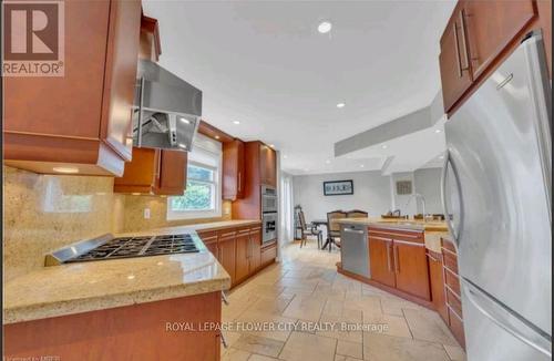 12 Hope Crescent, Belleville, ON - Indoor Photo Showing Kitchen