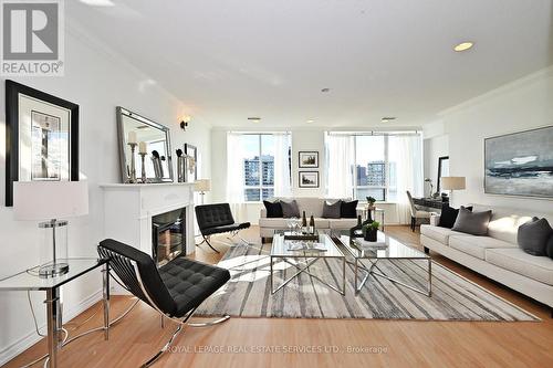 Ph 3 - 850 Steeles Avenue W, Vaughan, ON - Indoor Photo Showing Living Room