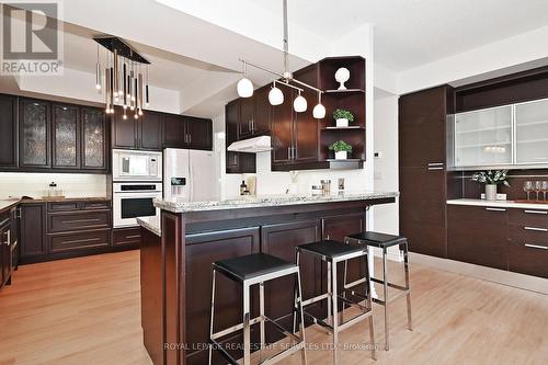 Ph 3 - 850 Steeles Avenue W, Vaughan, ON - Indoor Photo Showing Kitchen