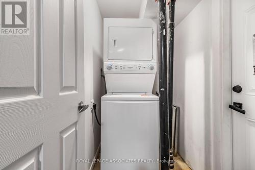 5 Rutherford Avenue, Toronto, ON - Indoor Photo Showing Laundry Room