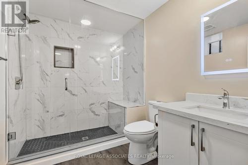 5 Rutherford Avenue, Toronto, ON - Indoor Photo Showing Bathroom