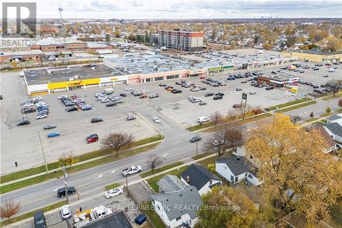 305 Lincoln Street, Welland, ON - Outdoor With View