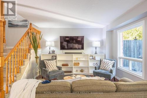 163 Sutherland Crescent, Cobourg, ON - Indoor Photo Showing Living Room