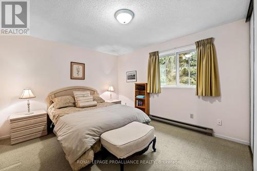 6 Mohawk Avenue, Brighton, ON - Indoor Photo Showing Bedroom