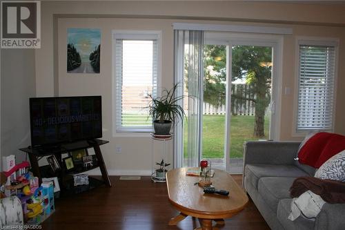 409 Joseph Street Unit# 95, Port Elgin, ON - Indoor Photo Showing Living Room