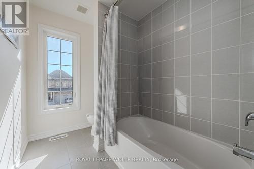 261 Broadacre Drive, Kitchener, ON - Indoor Photo Showing Bathroom