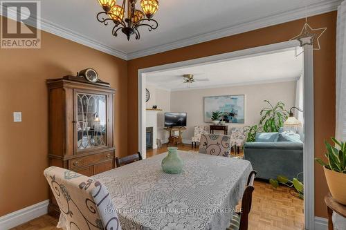 218 Glen Castle Road, Kingston (City Southwest), ON - Indoor Photo Showing Dining Room