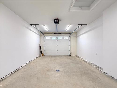 178 7Th Avenue W, Souris, MB - Indoor Photo Showing Garage