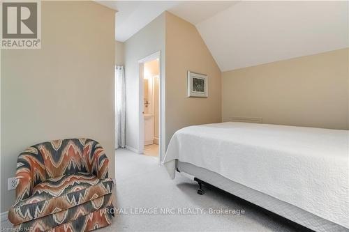 3508 Heritage Lane, Lincoln (980 - Lincoln-Jordan/Vineland), ON - Indoor Photo Showing Bedroom