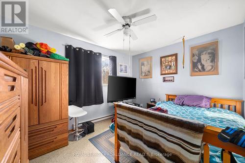 6089 Old Highway 2, Tyendinaga, ON - Indoor Photo Showing Bedroom