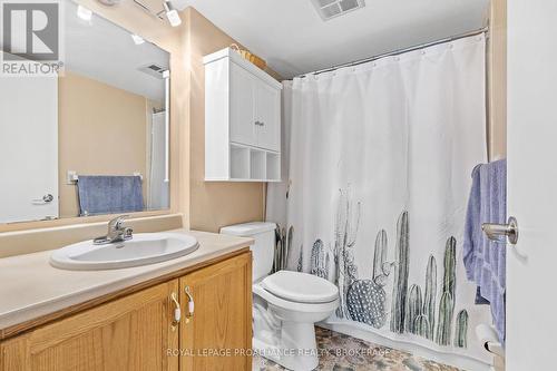 409 - 675 Davis Drive, Kingston (East Gardiners Rd), ON - Indoor Photo Showing Bathroom