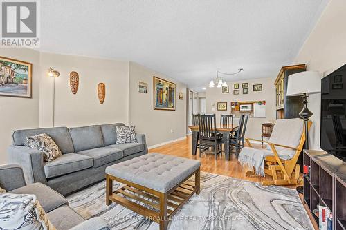 409 - 675 Davis Drive, Kingston (East Gardiners Rd), ON - Indoor Photo Showing Living Room