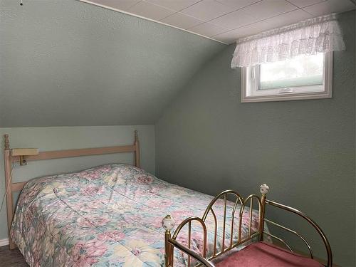 Swan River, Manitoba - Indoor Photo Showing Bedroom