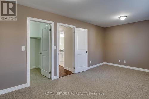 1254 Orchard Avenue, Fort Erie (334 - Crescent Park), ON - Indoor Photo Showing Other Room