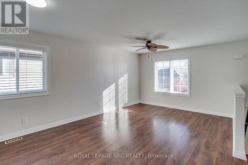 1254 Orchard Avenue, Fort Erie (334 - Crescent Park), ON - Indoor Photo Showing Other Room