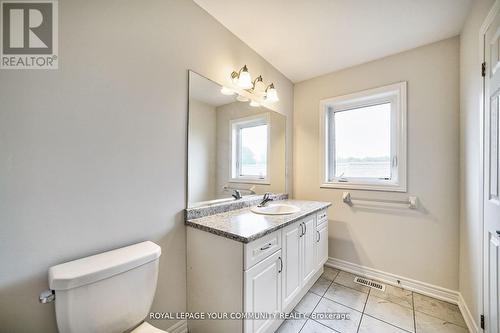 25 - 470 Linden Drive, Cambridge, ON - Indoor Photo Showing Bathroom