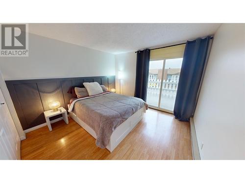 2309 7Th Street N, Cranbrook, BC - Indoor Photo Showing Bedroom