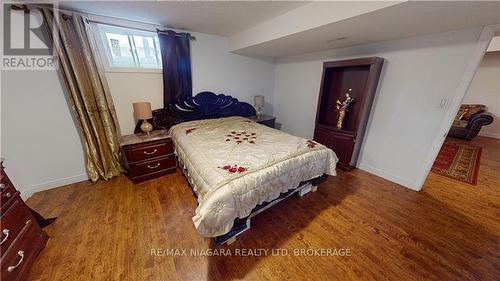 31 Wiltshire Boulevard, Welland, ON - Indoor Photo Showing Bedroom