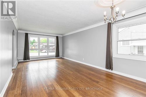 106 Highland Avenue, Port Colborne (Main Street), ON - Indoor Photo Showing Other Room