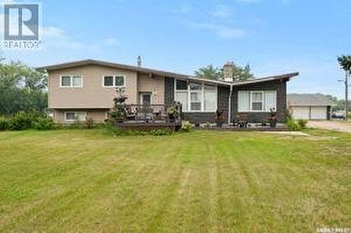 3762 Haliburton Avenue, Furdale, SK - Outdoor