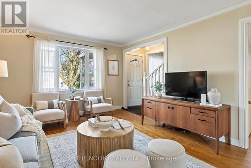 179 Tresane Street, Oshawa (Vanier), ON - Indoor Photo Showing Living Room