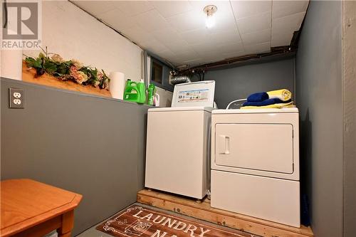 225 George Street, Pembroke, ON - Indoor Photo Showing Laundry Room