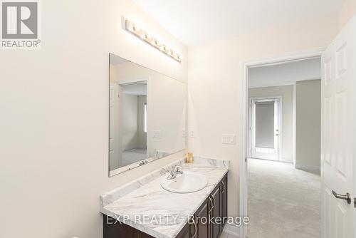 3407 Sixth Line, Oakville, ON - Indoor Photo Showing Bathroom