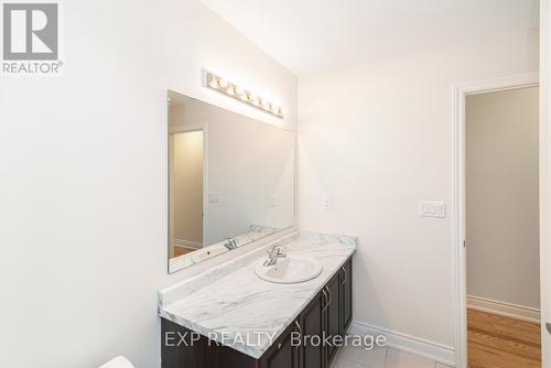 3407 Sixth Line, Oakville, ON - Indoor Photo Showing Bathroom