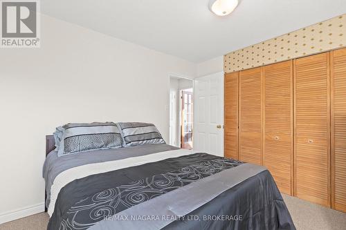 142 - 1058 Falgarwood Drive, Oakville (Iroquois Ridge South), ON - Indoor Photo Showing Bedroom