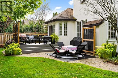 14 Lucia Court, Niagara-On-The-Lake, ON - Outdoor With Deck Patio Veranda