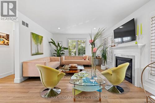 14 Lucia Court, Niagara-On-The-Lake, ON - Indoor Photo Showing Living Room With Fireplace