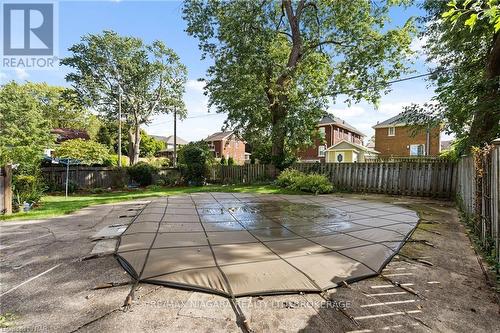 4981 Second Avenue, Niagara Falls, ON - Outdoor With In Ground Pool