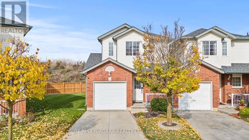 7 - 10 Stonecairn Drive, Cambridge, ON - Outdoor With Facade