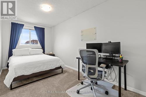 7 - 10 Stonecairn Drive, Cambridge, ON - Indoor Photo Showing Bedroom