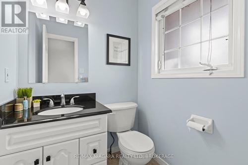 7 - 10 Stonecairn Drive, Cambridge, ON - Indoor Photo Showing Bathroom