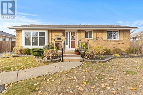 32 Manley Crescent, Thorold (558 - Confederation Heights), ON - Outdoor With Facade