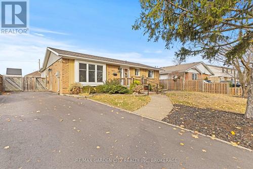 32 Manley Crescent, Thorold (558 - Confederation Heights), ON - Outdoor