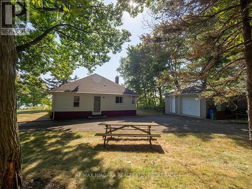 10209 Camelot Drive, Wainfleet (Lakeshore), ON - Outdoor