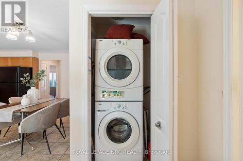 4 Avery Crescent, St. Catharines (456 - Oakdale), ON - Indoor Photo Showing Laundry Room