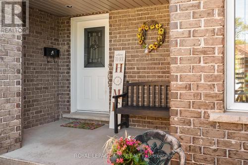 4 Avery Crescent, St. Catharines (456 - Oakdale), ON - Outdoor With Exterior