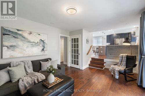 14 Laguna Crescent, St. Catharines (441 - Bunting/Linwell), ON - Indoor Photo Showing Living Room