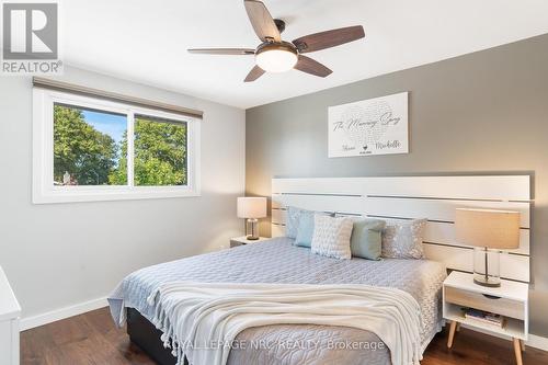 14 Laguna Crescent, St. Catharines (441 - Bunting/Linwell), ON - Indoor Photo Showing Bedroom