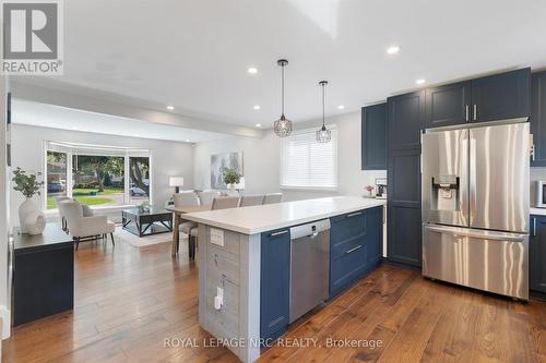 14 Laguna Crescent, St. Catharines (441 - Bunting/Linwell), ON - Indoor Photo Showing Kitchen With Upgraded Kitchen