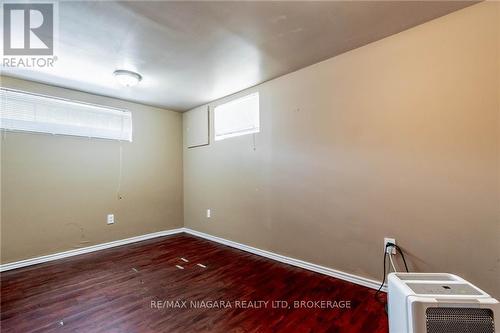 139 Pleasant Avenue, St. Catharines, ON - Indoor Photo Showing Other Room