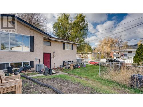 1707 45 Street, Vernon, BC - Outdoor