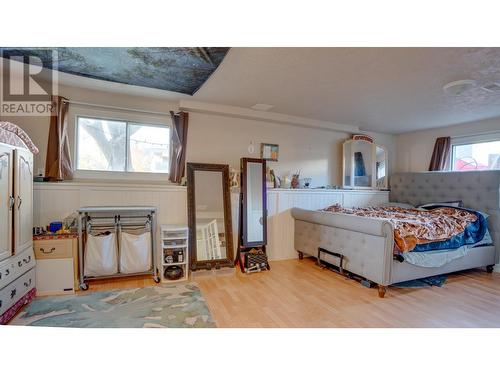 1707 45 Street, Vernon, BC - Indoor Photo Showing Bedroom